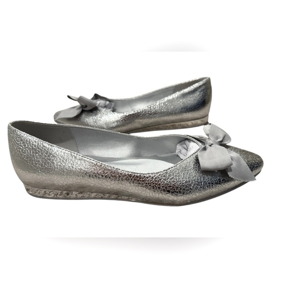 Kenneth Cole Reaction Lily Bow NEW - Picture 5 of 9